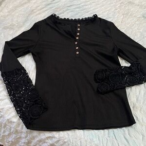 Like New,Black Ribbed,Long Sleeve,Stretchy Top,Sexy Lacy Cuffs,Button Down,Sz XL